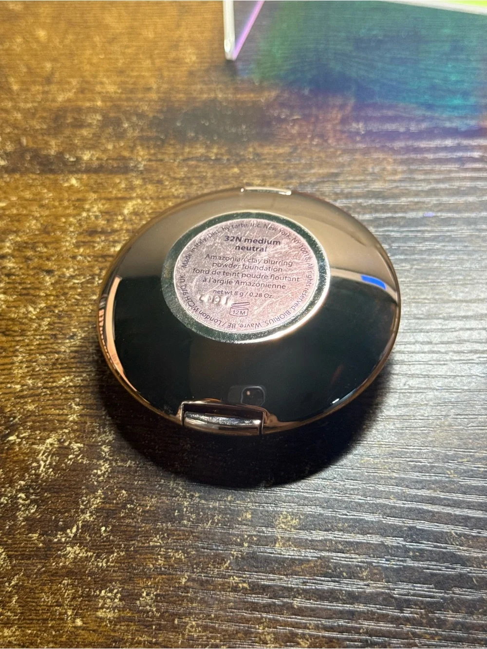 Tarte Amazonian Clay Blurring Powder Foundation 32N medium neutral